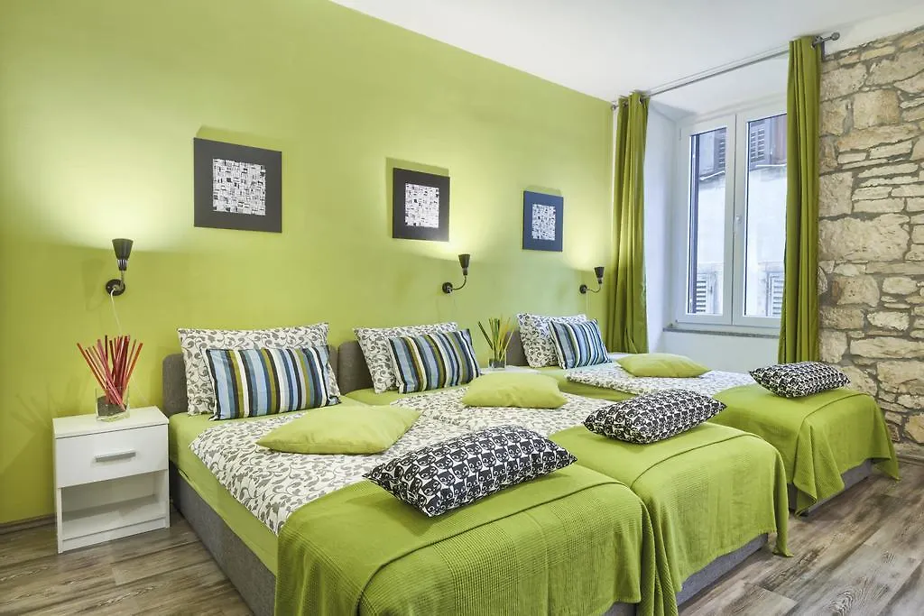 Top Center Rooms & Studio Guest house Pula