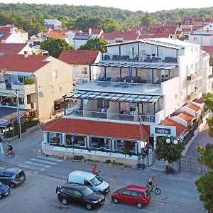 https://pansion-delfin.hotelinzadar.com